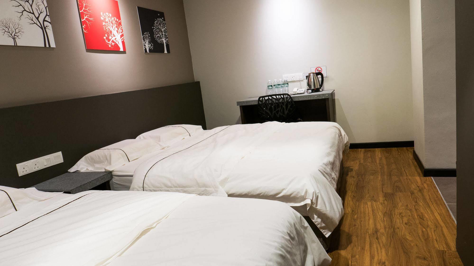 Kl Guest Hotel Kuala Ampang Экстерьер фото