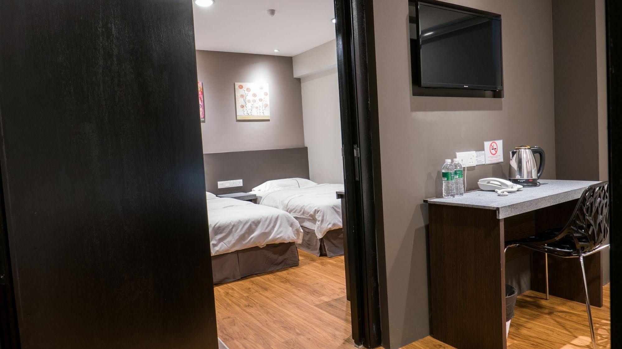 Kl Guest Hotel Kuala Ampang Экстерьер фото