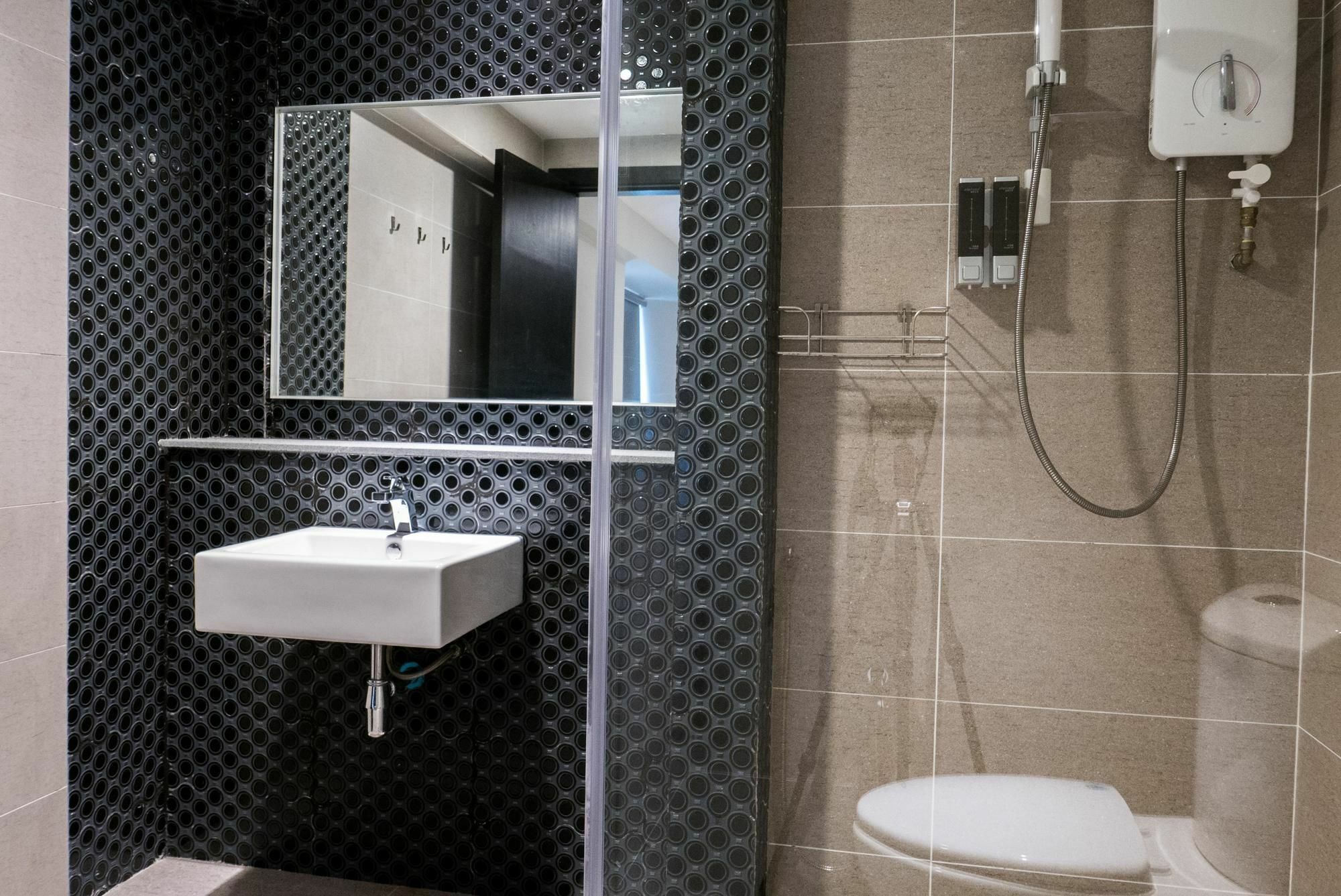Kl Guest Hotel Kuala Ampang Экстерьер фото